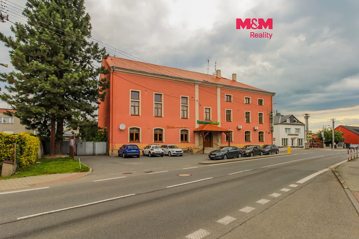 Prodej rodinného domu 1355 m², pozemek 1236 m²